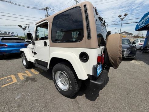 Used 2001 Jeep Wrangler Sahara AWD/4WD image 5