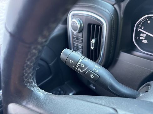 Used 2021 GMC Sierra 1500 Elevation w/ Preferred Package image 16