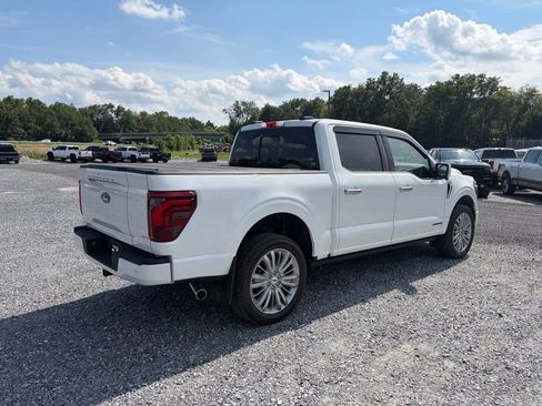Used 2025 Ford F150 Platinum w/ Equipment Group 703A Plus AWD/4WD image 10