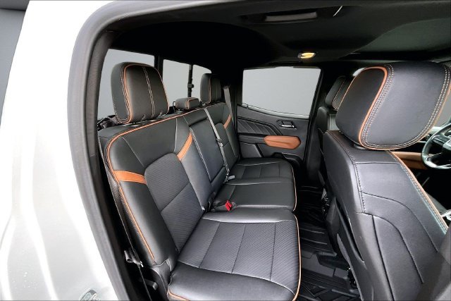 Used 2025 GMC Canyon AT4 w/ Technology Plus Package AWD/4WD image 26