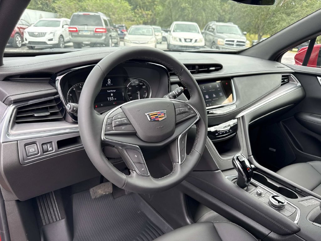 New 2026 Cadillac XT5 Luxury w/ LPO, Floor Liner Package FWD image 33