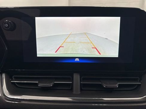 New 2026 Chevrolet Trax ACTIV w/ Sunroof Package image 16