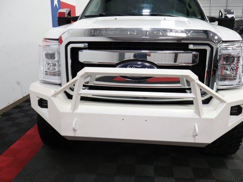 Used 2016 Ford F250 Lariat w/ Lariat Ultimate Package AWD/4WD image 4