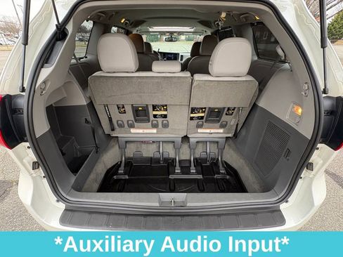 Used 2015 Toyota Sienna XLE image 20