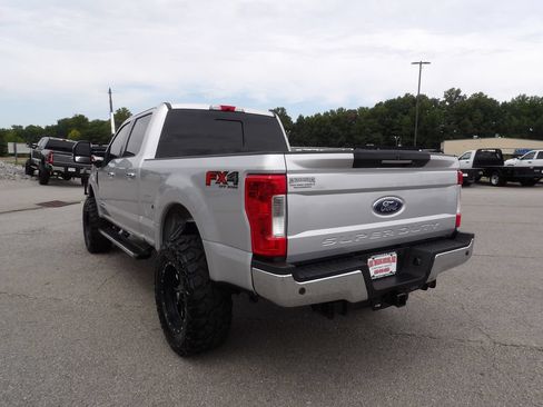 Used 2019 Ford F250 Lariat w/ Lariat Ultimate Package AWD/4WD image 5