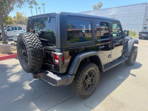 Used 2024 Jeep Wrangler Unlimited AWD/4WD image 14