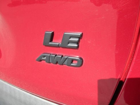 Used 2023 Toyota RAV4 LE image 8