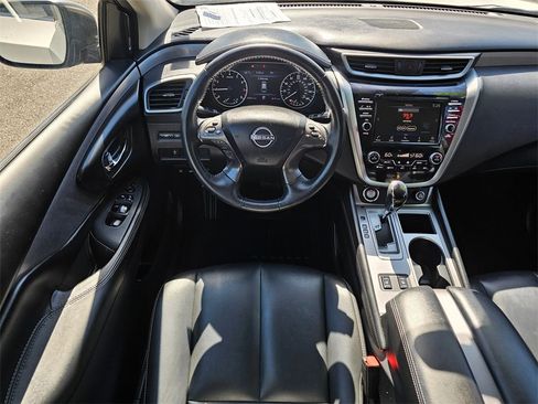 Certified 2023 Nissan Murano SV image 13