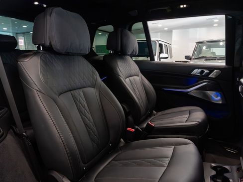 Used 2024 BMW X7 M60i w/ Executive Package AWD/4WD image 16