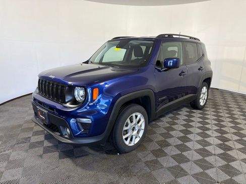 Used 2021 Jeep Renegade Latitude w/ Convenience Group AWD/4WD image 5