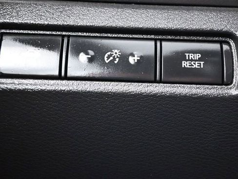 Used 2024 Nissan Altima 2.5 SR image 30