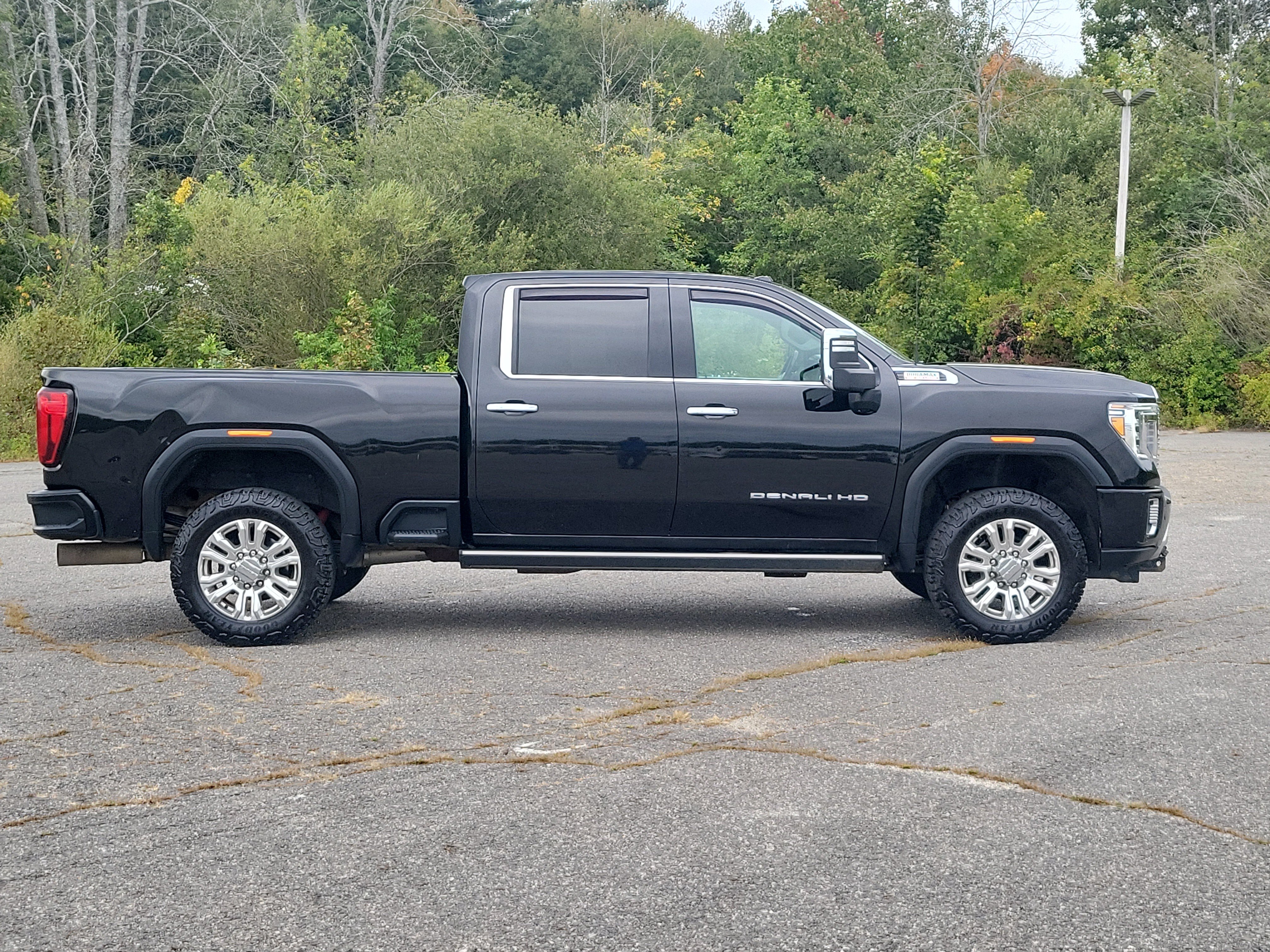 Used 2022 GMC Sierra 2500 Denali AWD/4WD image 4