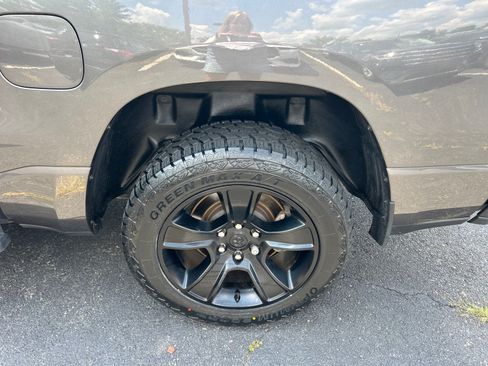 Used 2023 RAM 1500 Big Horn AWD/4WD image 32