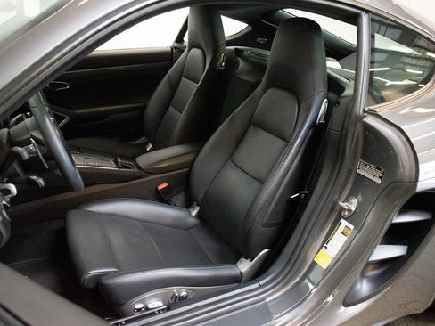 Certified 2018 Porsche 718 Cayman S image 5