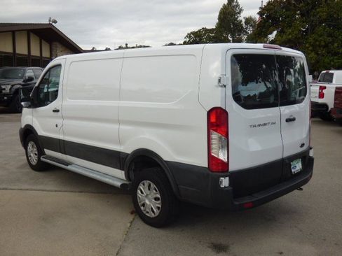 Used 2024 Ford Transit 250 Low Roof w/ Exterior Upgrade Package image 5