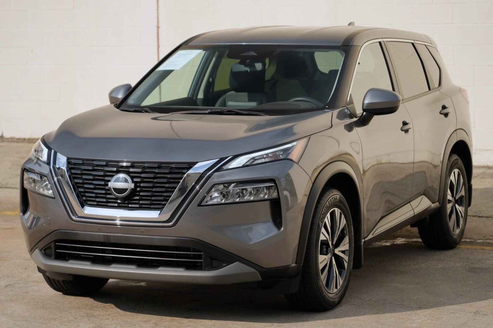 Used 2023 Nissan Rogue SV FWD image 38