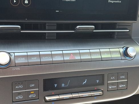 Used 2024 Hyundai Kona SEL FWD image 25