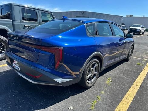 Used 2025 Kia K4 FWD image 10