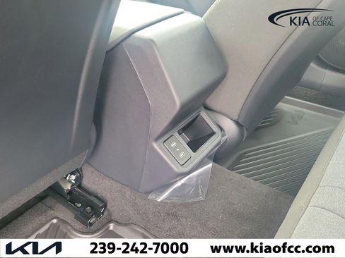 New 2026 Kia K4 FWD image 14