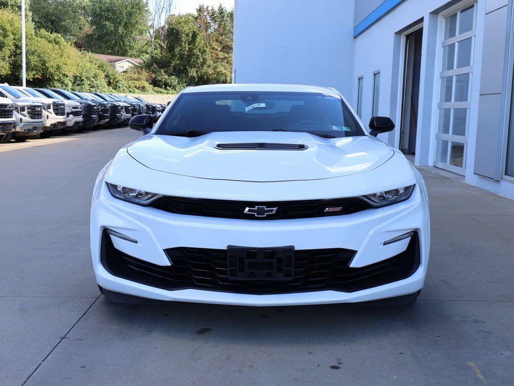 Used 2021 Chevrolet Camaro SS RWD image 5