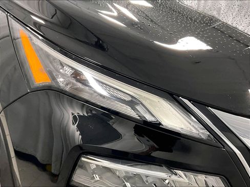 Certified 2023 Nissan Rogue SV w/ SV Premium Package image 33