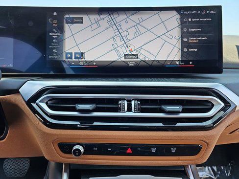 Used 2024 BMW 330i Sedan w/ Convenience Package image 21