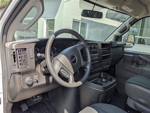 Used 2024 GMC Savana 2500 w/ Driver Convenience Package image 7