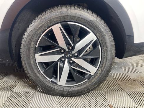 Used 2021 Kia Sorento S w/ Panoramic Sunroof Package image 25