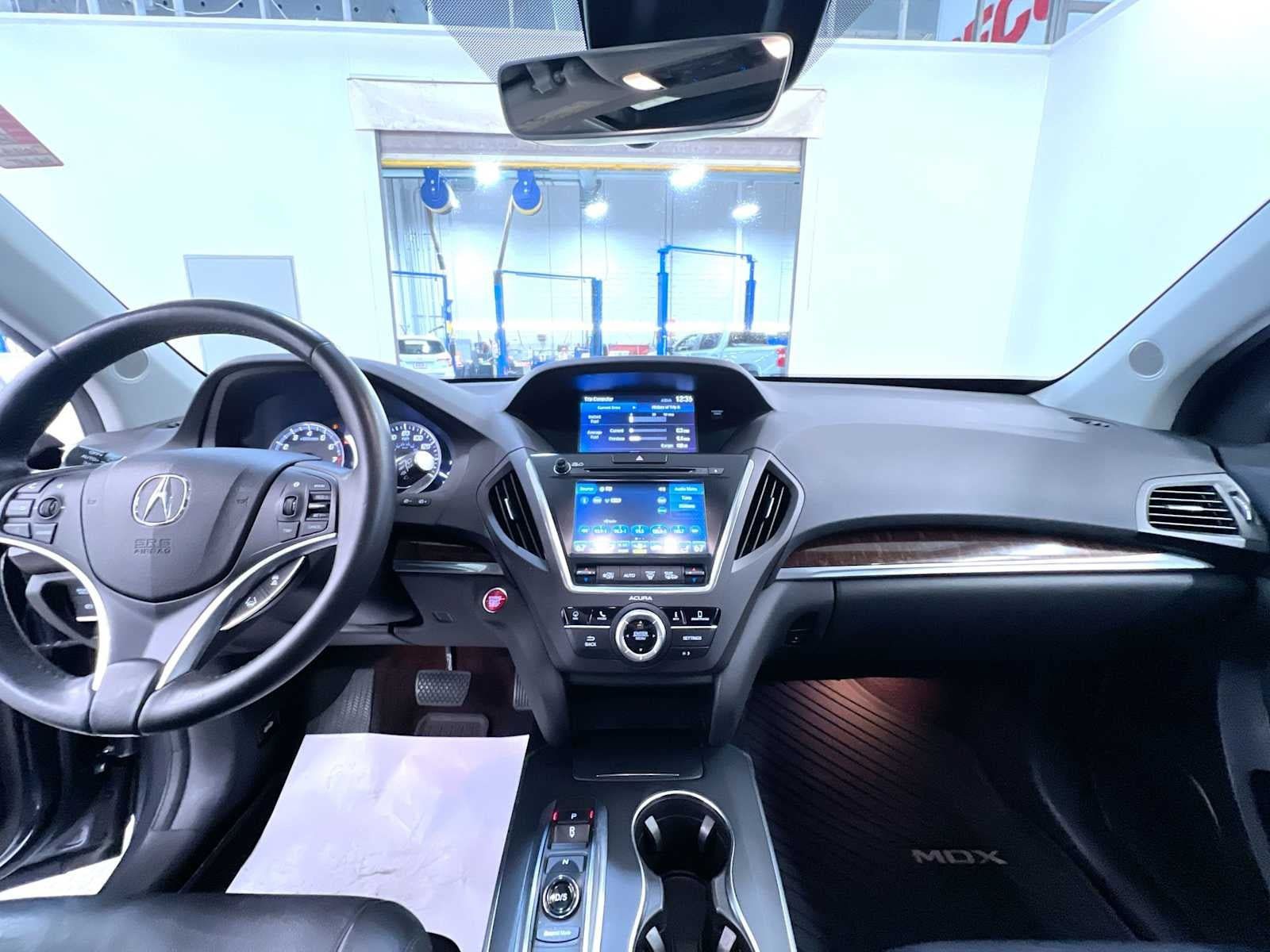 Used 2018 Acura MDX w/ Technology Package AWD/4WD image 23