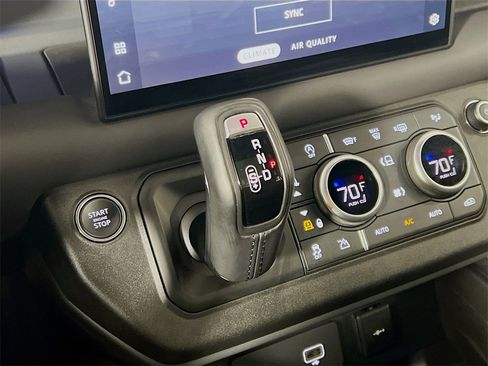 Used 2024 Land Rover Defender 130 X image 17