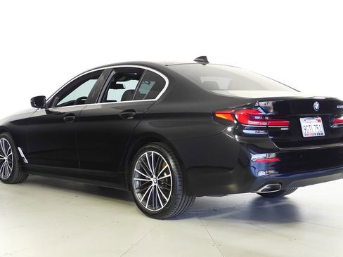 Used 2023 BMW 530i w/ Convenience Package RWD image 9