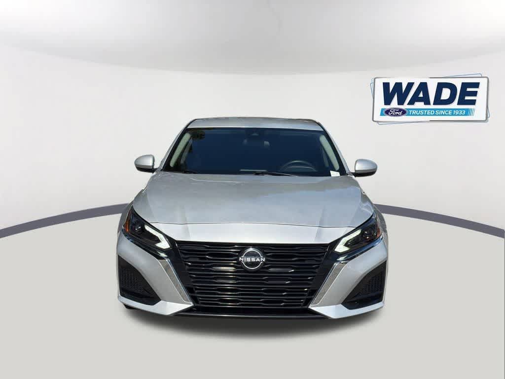 Used 2023 Nissan Altima 2.5 S FWD image 2
