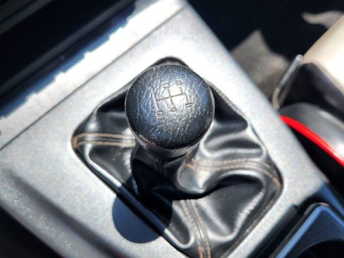 Used 1993 MAZDA MX-5 Miata Limited Edition RWD image 22