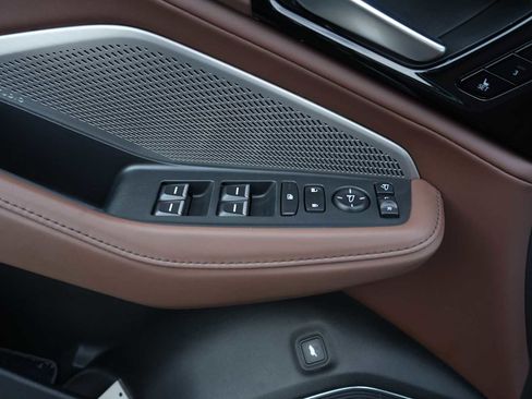 Used 2024 Acura MDX SH-AWD w/ Technology Package image 14