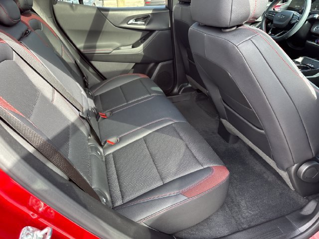 Used 2025 Chevrolet Equinox RS FWD image 10