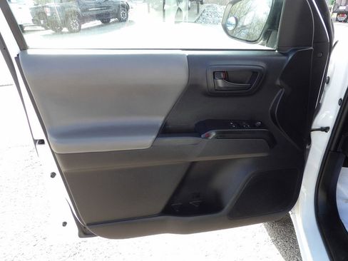 Used 2021 Toyota Tacoma SR5 image 14