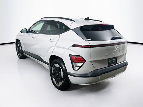 Used 2024 Hyundai Kona SEL FWD image 5