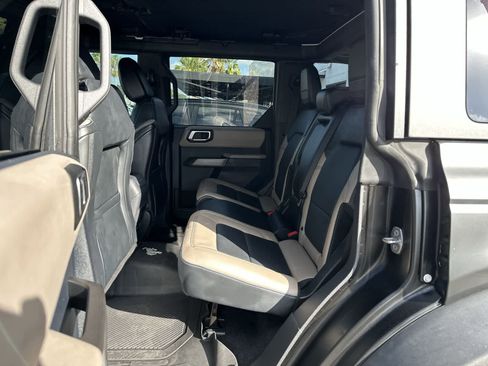 Used 2021 Ford Bronco Wildtrak AWD/4WD image 4