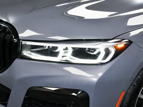 Used 2022 BMW 750i xDrive w/ Executive Package image 97