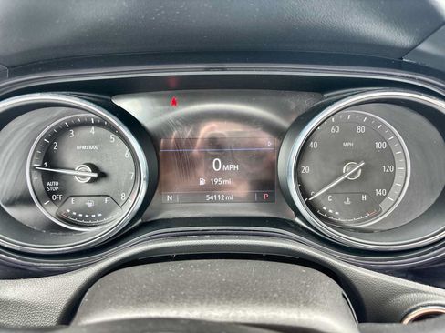 Used 2022 Buick Encore GX Preferred w/ Sport Touring Package FWD image 12