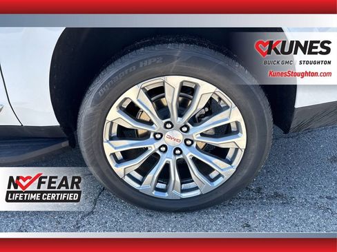 Used 2025 GMC Yukon XL Denali image 18