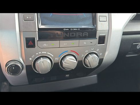 Used 2016 Toyota Tundra SR AWD/4WD image 19