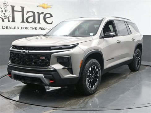 New 2026 Chevrolet Traverse Z71 w/ Enhanced Driving Package image 13