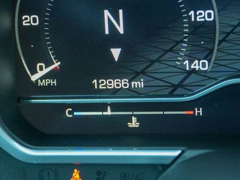 Used 2025 GMC Sierra 2500 AT4 AWD/4WD image 34