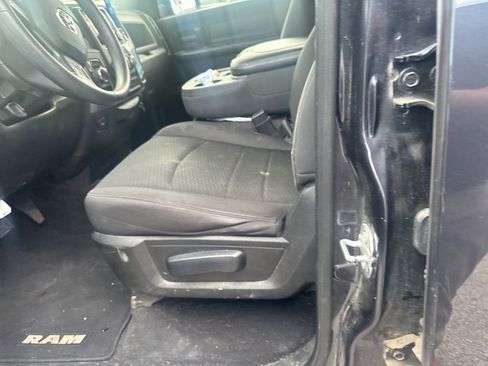 Used 2019 RAM 1500 Tradesman w/ Tradesman SXT Package RWD image 26