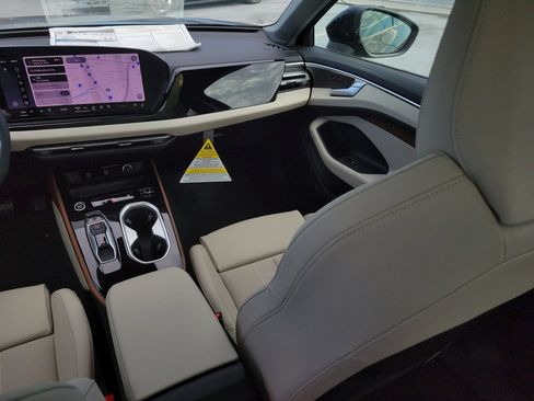 New 2026 Audi A6 Premium Plus AWD/4WD image 24