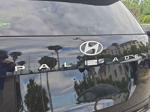 New 2026 Hyundai Palisade SEL Premium FWD image 13
