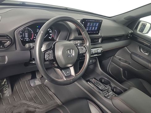 Certified 2025 Honda Pilot TrailSport image 18