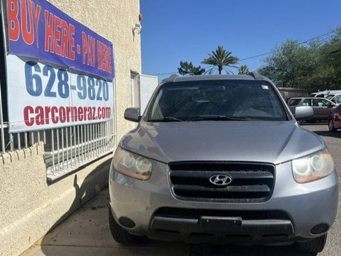 Used 2008 Hyundai Santa Fe GLS FWD image 2
