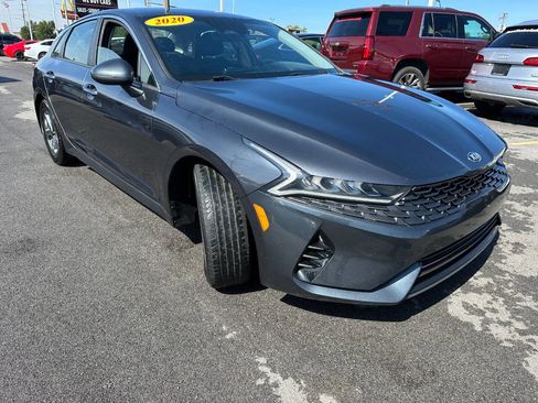 Used 2021 Kia K5 LXS image 10